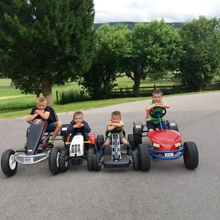 Biobauernhof Graggaber-grosseck * マウテルンドルフ